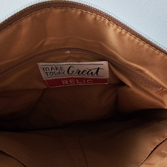 RELIC Pebbled Brown Leather Women's Crossbody, Shoulder Bag, Purse - Picture 6 of 10